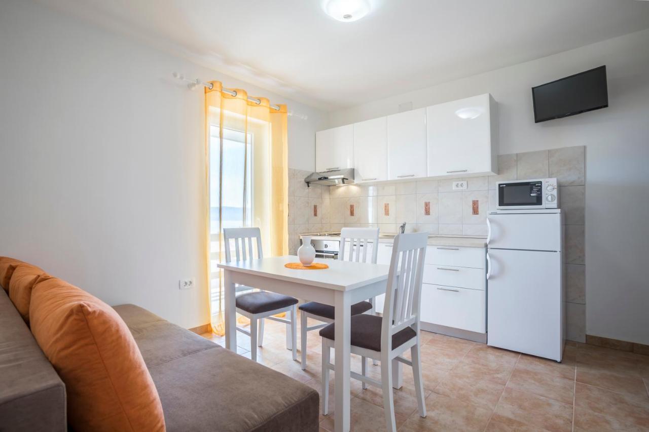 Apartmani Bezmalinovic 볼 외부 사진