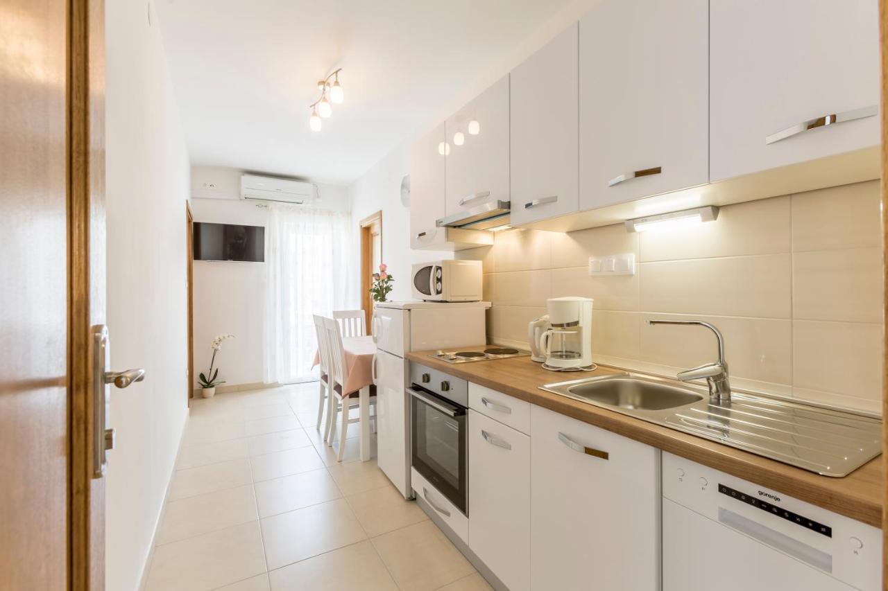 Apartmani Bezmalinovic 볼 외부 사진
