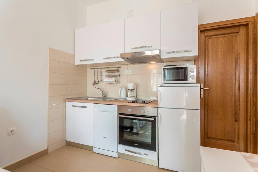 Apartmani Bezmalinovic 볼 외부 사진